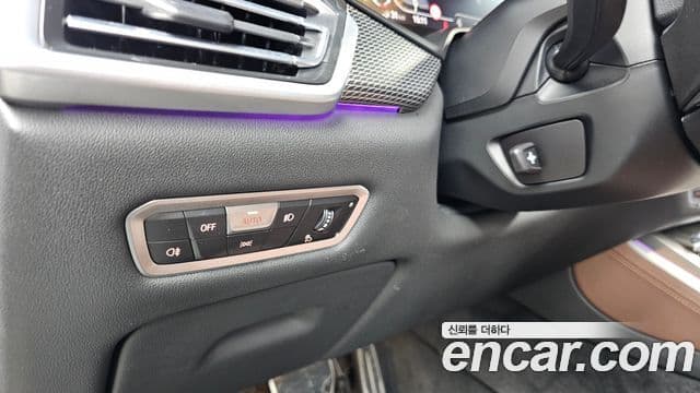 BMW X5 2021 — Photo 7/32