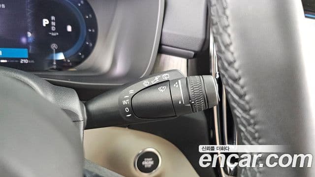 Volvo XC40 2025 — Şəkil 18/20