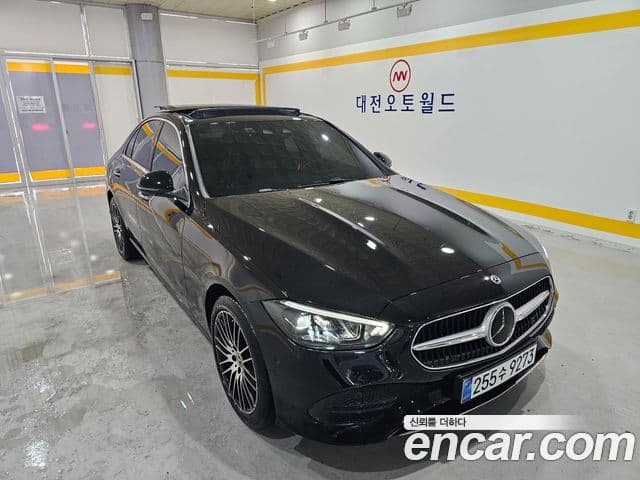 Mercedes-Benz C-Class 2024 — ფოტო 1/17