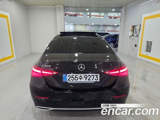 Mercedes-Benz C-Class 2024 — ფოტო 6/17