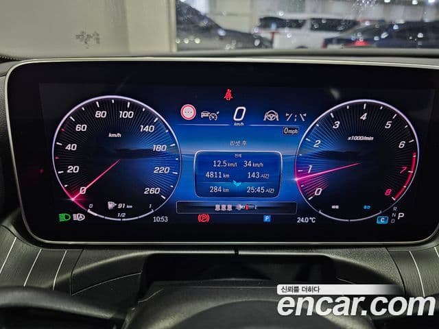 Mercedes-Benz C-Class 2024 — ფოტო 17/17