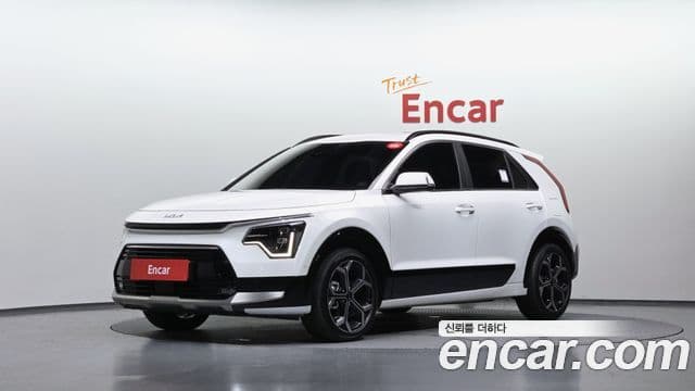Kia Niro 2024 — ფოტო 1/20