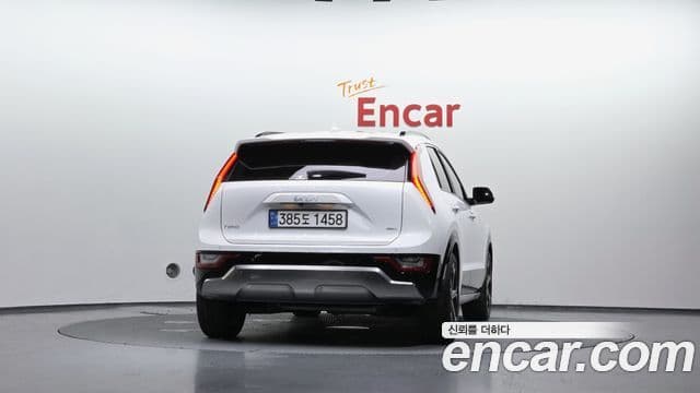 Kia Niro 2024 — ფოტო 4/20