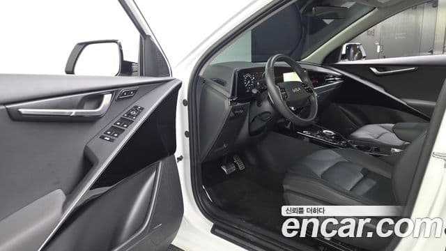 Kia Niro 2024 — ფოტო 10/20