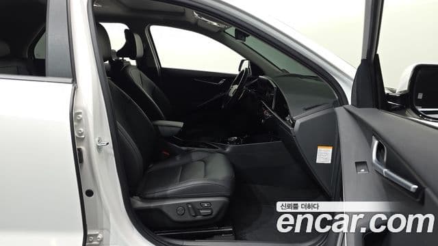 Kia Niro 2024 — ფოტო 11/20