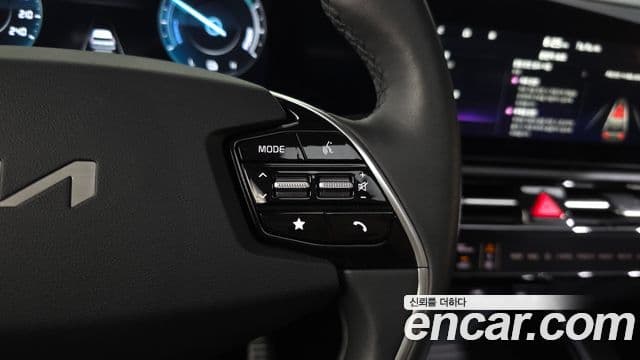 Kia Niro 2024 — Photo 19/36