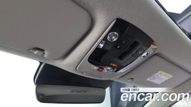 Kia Niro 2024 — Photo 35/36