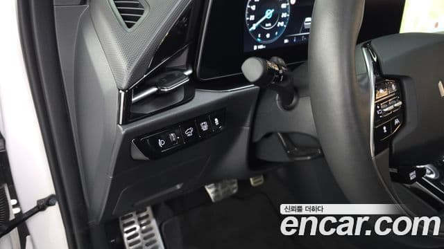 Kia Niro 2024 — Photo 27/36
