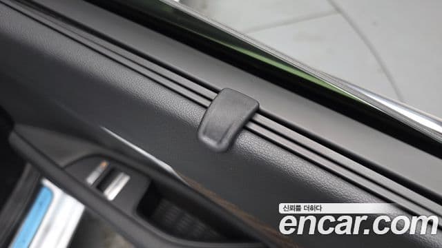 Genesis Electrified G80 2024 — ფოტო 18/20
