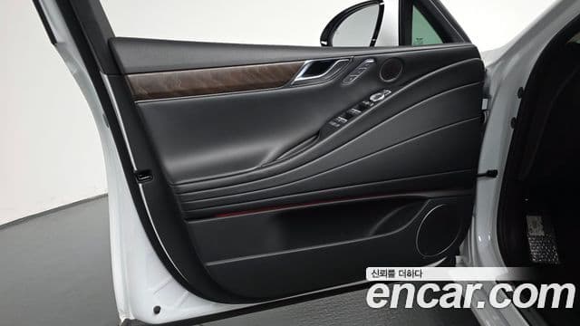Genesis G80 2024 — Şəkil 35/39