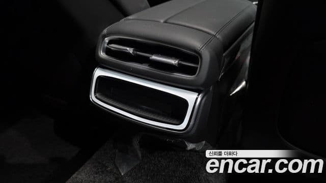 Genesis G80 2024 — Şəkil 16/39