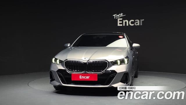 BMW 5 Series 2025 — Şəkil 3/20