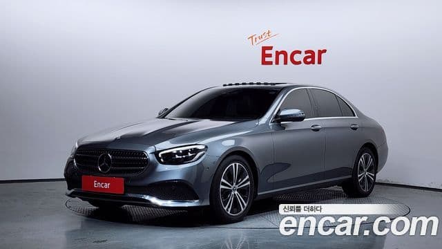 Mercedes-Benz E-Class 2021 — Şəkil 18/20