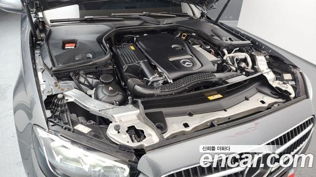 Mercedes-Benz E-Class 2021 — Şəkil 15/20