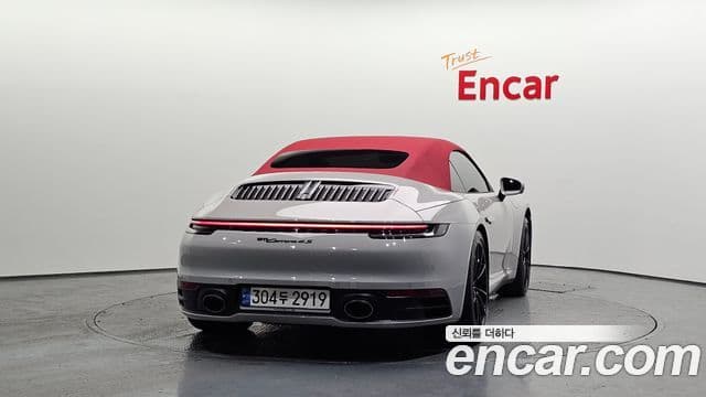 Porsche 911 2022 — ფოტო 4/20
