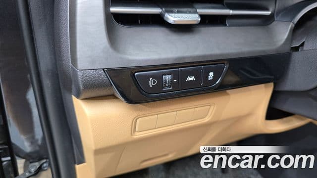 Kia Carnival 2021 — Şəkil 15/20