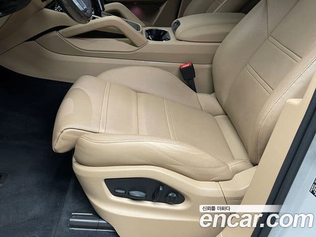 Porsche Cayenne 2022 — Şəkil 8/20