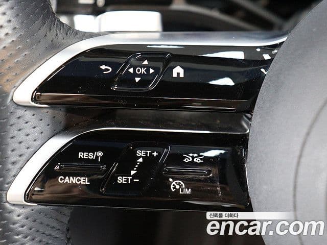 Mercedes-Benz E-Class 2024 — ფოტო 4/20