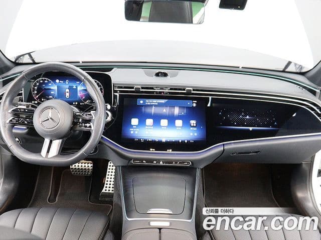 Mercedes-Benz E-Class 2024 — ფოტო 6/20