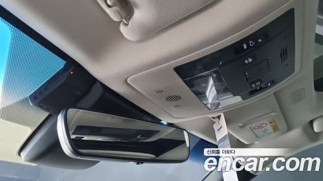 Lexus ES300h 2023 — Şəkil 14/17