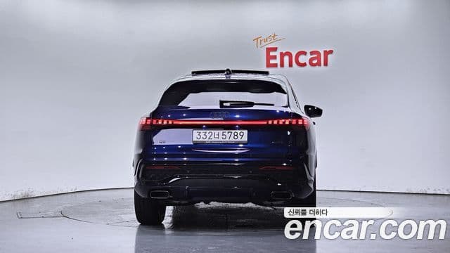 Audi Q5 2025 — ფოტო 4/20