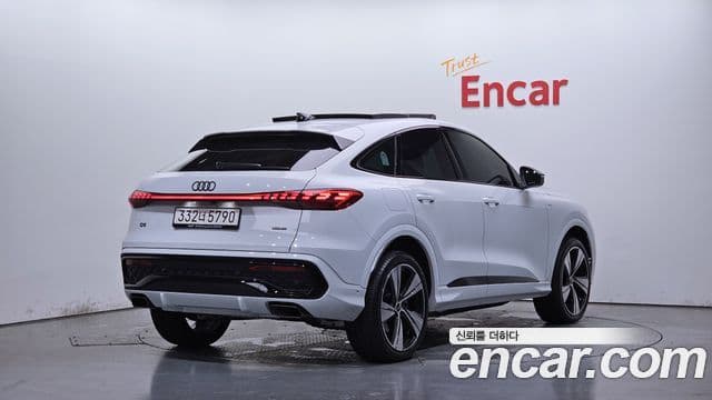 Audi Q5 2025 — Şəkil 2/20