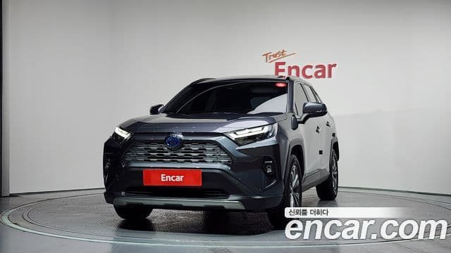 Toyota RAV4 2024 — ფოტო 3/20