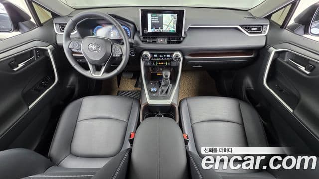 Toyota RAV4 2024 — ფოტო 7/20