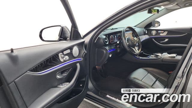 Mercedes-Benz E-Class 2020 — Фото 9/20