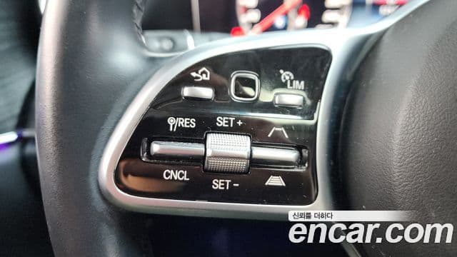 Mercedes-Benz E-Class 2020 — Фото 17/20
