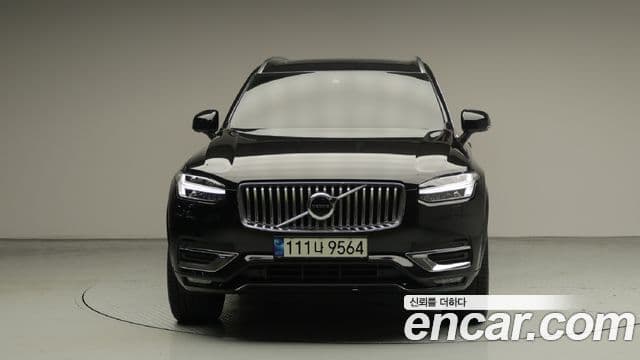 Volvo XC90 2021 — Photo 1/20