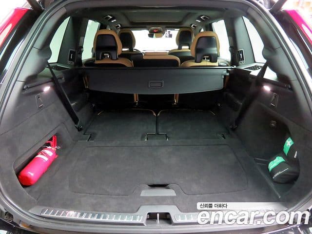 Volvo XC90 2021 — Photo 11/20