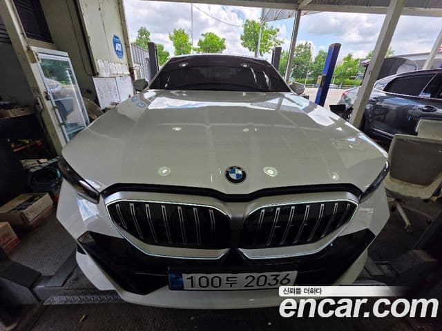 BMW 5 Series 2025 — ფოტო 3/3