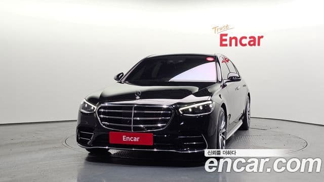 Mercedes-Benz S-Class 2022 — Photo 17/20