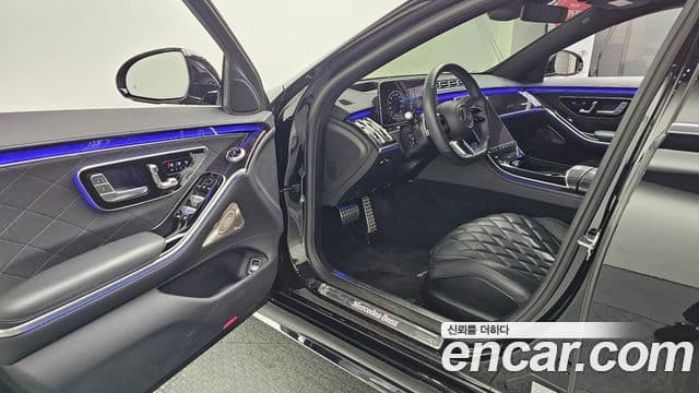 Mercedes-Benz S-Class 2022 — Photo 15/20