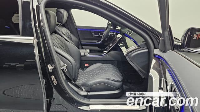 Mercedes-Benz S-Class 2022 — Photo 11/20