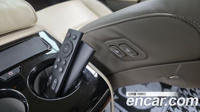 Kia Carnival 2021 — Şəkil 16/20
