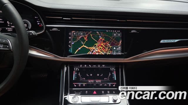 Audi Q8 2021 — Photo 39/39
