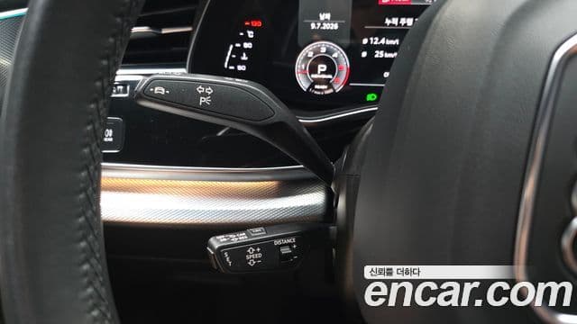 Audi Q8 2021 — Photo 35/39