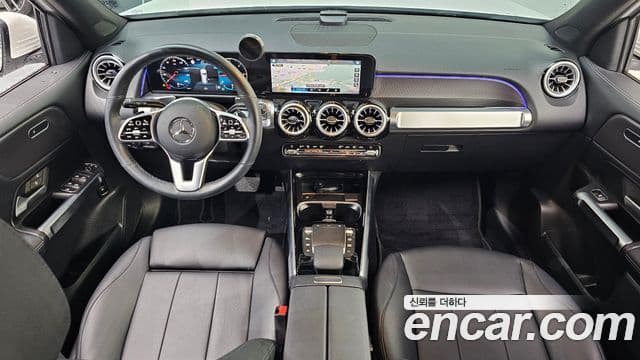 Mercedes-Benz GLB-Class 2022 — Şəkil 7/20