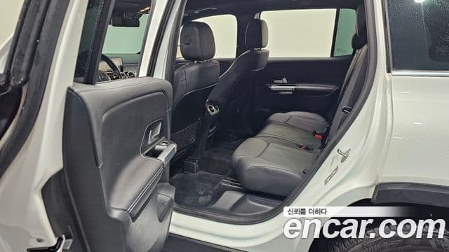 Mercedes-Benz GLB-Class 2022 — Şəkil 11/20