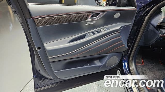 Genesis GV80 Coupe 2024 — Photo 20/33