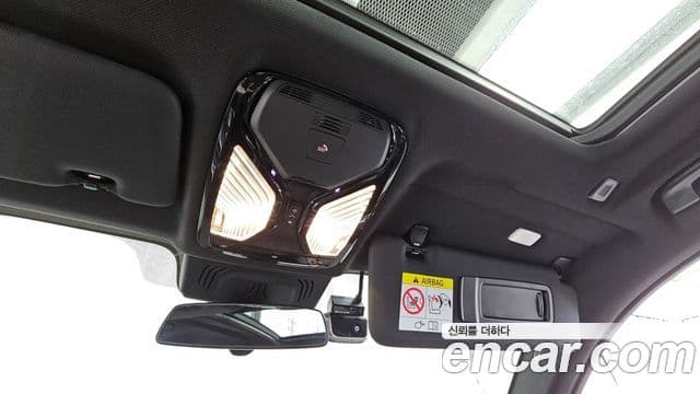 BMW X5 2021 — ფოტო 29/35