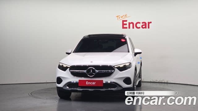 Mercedes-Benz GLC-Class 2023 — Photo 14/33