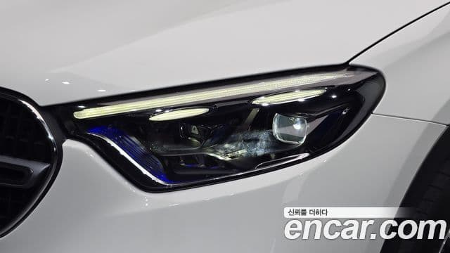 Mercedes-Benz GLC-Class 2023 — Photo 9/33
