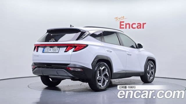 Hyundai The New Tucson 2023 — Фото 2/20