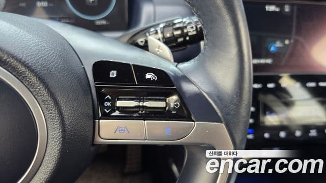 Hyundai Tucson Hybrid 2023 — Şəkil 16/32