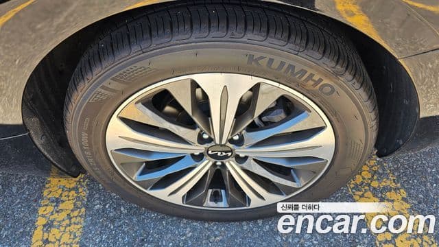 Kia K8 2021 — ფოტო 5/20