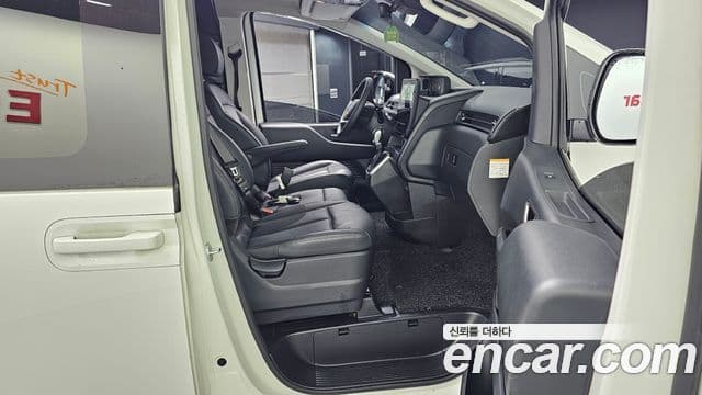 Hyundai Staria 2024 — Şəkil 11/20
