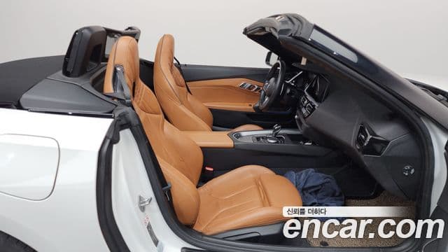 BMW Z4 2020 — ფოტო 12/30